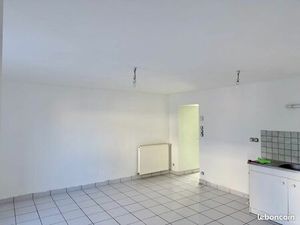 Appartement T3 centre ville Plouay