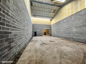 ENTREPÔT 200 m² – LILLE / RONCHIN