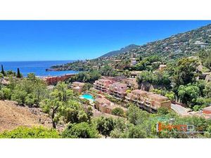 Théoule sur Mer  Appartement avec terrasse et jardin  plages à