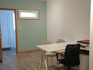 Location bureau paramédical