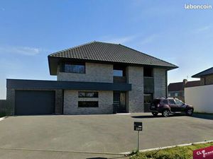 Maison 8 pièces 163 m²