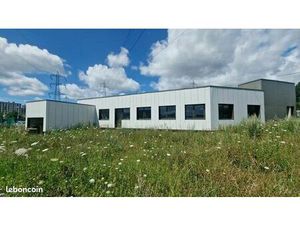 Local 350 m² SARCELLES