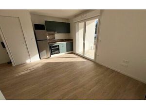 Location appartement  m² T-2 à Mont-de-Marsan  600 €