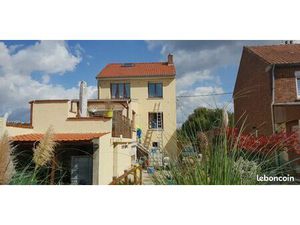 Location maison individuelle tout confort avec garage et jardin