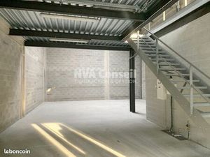 Local 240 m² Franconville