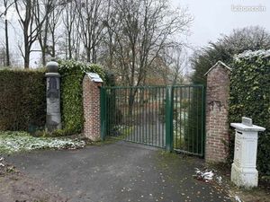 Local Divers 37698 m² LANDRECIES