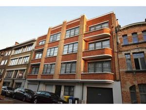 Appartement à louer avec garage et terrasse   Uccle (VBD61828)