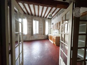 A louer appartement de caractère type T2 BIS INTRA MUROS