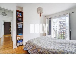 Appartement traversant - Vue Seine & Couchers de Soleil : L’Écrin Rare du Boulevard