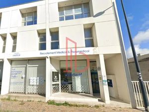 A louer Bureaux 112.7m2 Bordeaux Chartrons