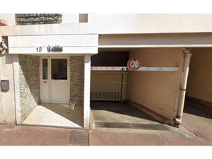 GARAGE FERMÉ CANNES ANGLAIS-RÉPUBLIQUE