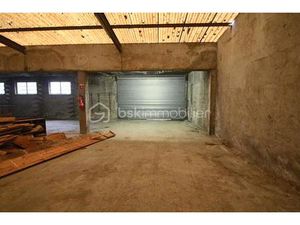 Local commercial de 107 m² à Pau