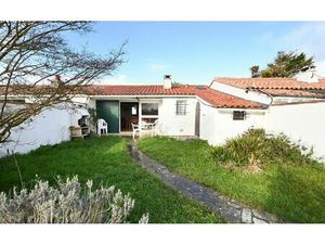 Maison La Flotte m² T-2 à vendre  371 000 €