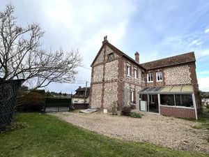 Maison de 120 m² à Saint-Pierre-Les-Elbeuf