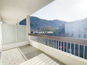 LUCHON  COEUR DE VILLE  APPT T2  56M2  TERRASSE & PARKING
