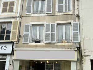 Immeuble de rapport Civray 8 pièce(s)