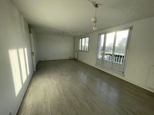 Appartement F4 en copropriété au 2eme étage
