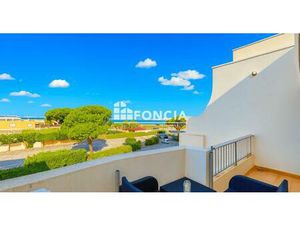 Port Camargue  Plage Nord  Grand Studio cabine avec terrasse de 8 m2 Vue Mer  parking et c