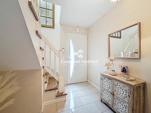 Belle maison individuelle avec jardin.