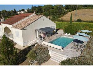 Maison 163 m² de plain-pied avec piscine sur 4.106 m²