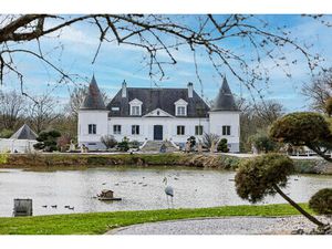 Maison La Chevroliere 342.3 m2