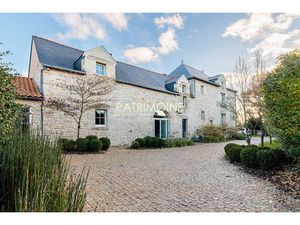 MANOIR D'EXCEPTION - CENTRE BOURG - 371 m² - Terrain 1350 m2 - PISCINE