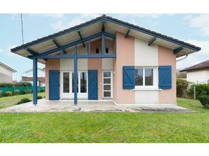 Location maison  80 m² T-4 à Villeneuve-de-Marsan  780 €