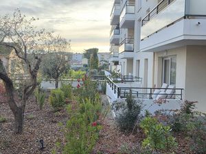 2P Neuf proche toutes commodités  mer et plages 5 minutes