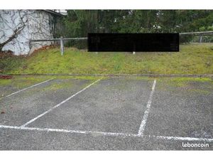 Place de parking extérieure proche Moillesulaz résidence sécurisée