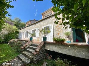 JOLIE LONGERE entièrement rénovée  130 m²  4 chambres  2 SdB/douche