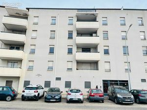 Appartement T2 plein sud étage élevé   surf 42 67 M2 La seyne sur Mer