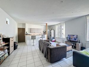 Montluçon 03100- CENTRE VILLE LES FORGES - Spacieux F3 Lumineux de 70m2