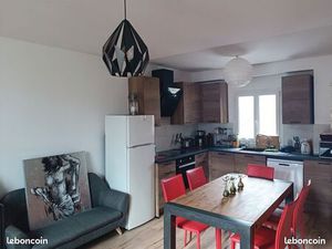 Grand deux pièces  lumineux (Cesson bourg)