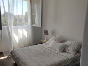 T3 entrée de ville vue mer