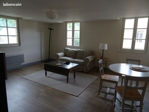 Grand 2 pièces meublé centre ville Sedan