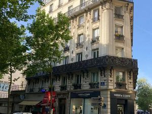 Cave rue des Pyrénées paris 20 eme