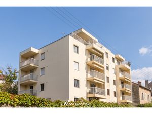 DIJON Quartier Victor Hugo - Spacieux T5 avec balcon  gara