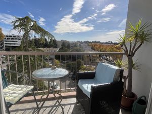 Appartement T2  Balcon  Cave et Stationnement