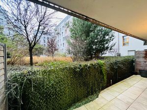 SAINT-DENIS - STUDIO AVEC TERRASSE - 37 58 m²