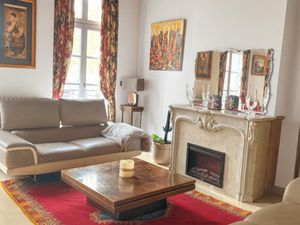 ARLES MAISON DE VILLE- COEUR DE VILLE AVEC PISCINE