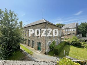 A VENDRE  ENSEMBLE IMMOBILIER à VIRE NORMANDIE (14500)