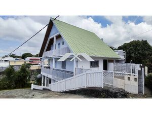 Immeuble rentable à La Rivière Saint-Louis