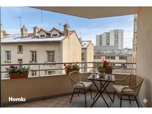 Vivez tout à pied ! Grand T3 balcon dans résidence récente avec ascenseur