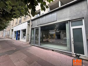 Location locaux professionnels 100.83 m² à Limoges (87000)  990 €