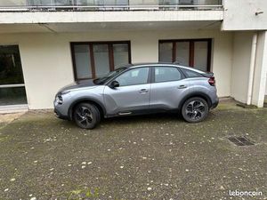 Place de parking Henri ville