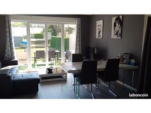 Maison mitoyenne avec jardin