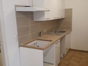 Particulier loue F2 dans quartier calme rue Alexandre