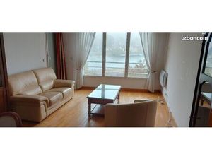 Appartement meublé 3 pièces balcon et box