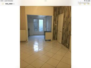 Maison à louer 3 chambres centre de Neuville en ferrain