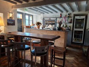 MAISON DE VILLAGE 159 M² 4 CHAMBRES 170000 AUREL 84390